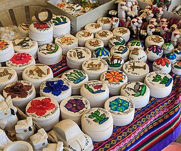 AJR-0559 Souvenirs made from Salt, Colchani