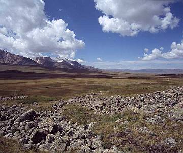 mon381 Kharkhiraa