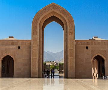 AJR-3910 Sultan Qaboos, Grand Mosque