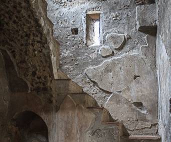 AJR-9290 Stairs in House of Menander