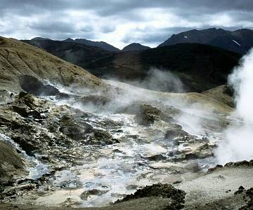 030_NC Mud Pools and Hot Rivers, Burlyaschiy