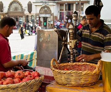 SYR-8217 Pomegranate Juice Sellers, Damascus